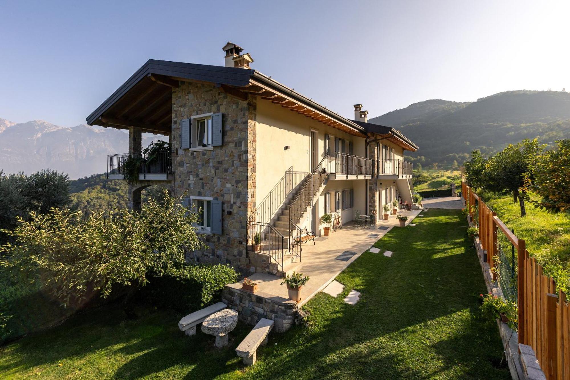 Mos Country House Tremosine Exteriér fotografie